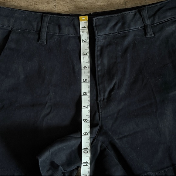 Banana Republic Cotton Blend Spandex Classic Black Women's Shorts Size 6 - Picture 4 of 6